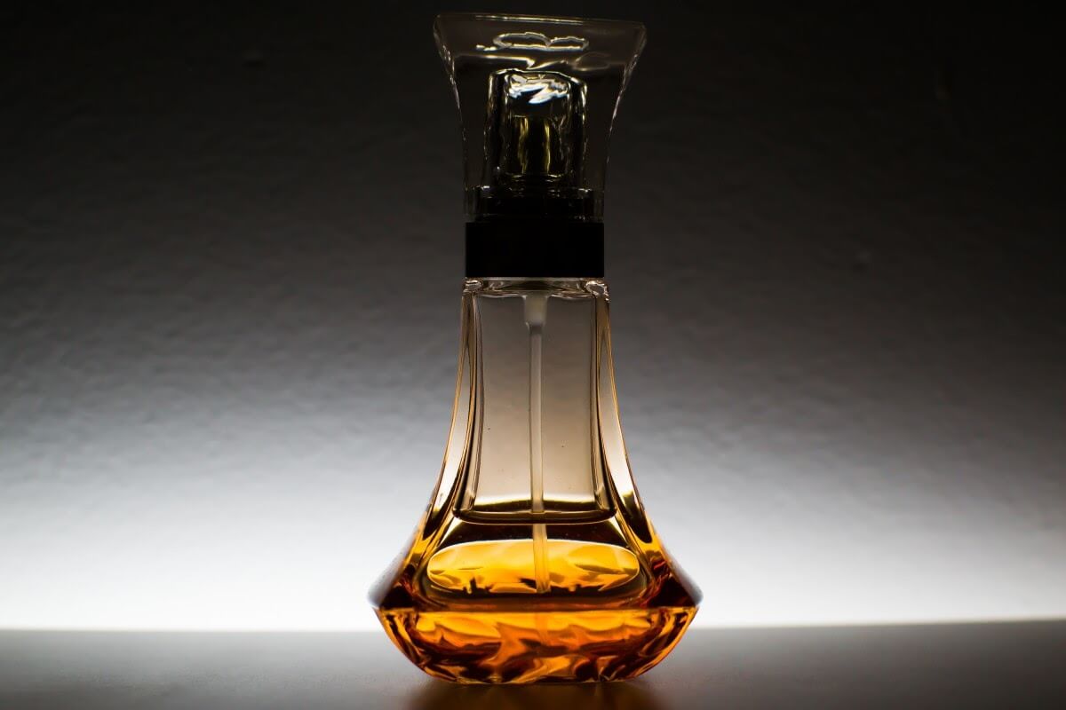 Perfumy z ambrą - 10 propozycji w różnych cenach